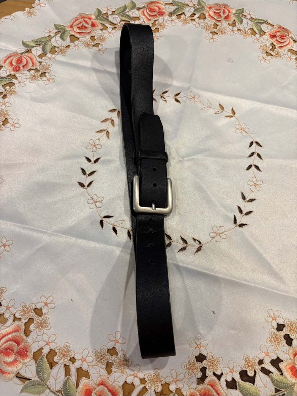 Classic Black Leather Belt - Unbranded